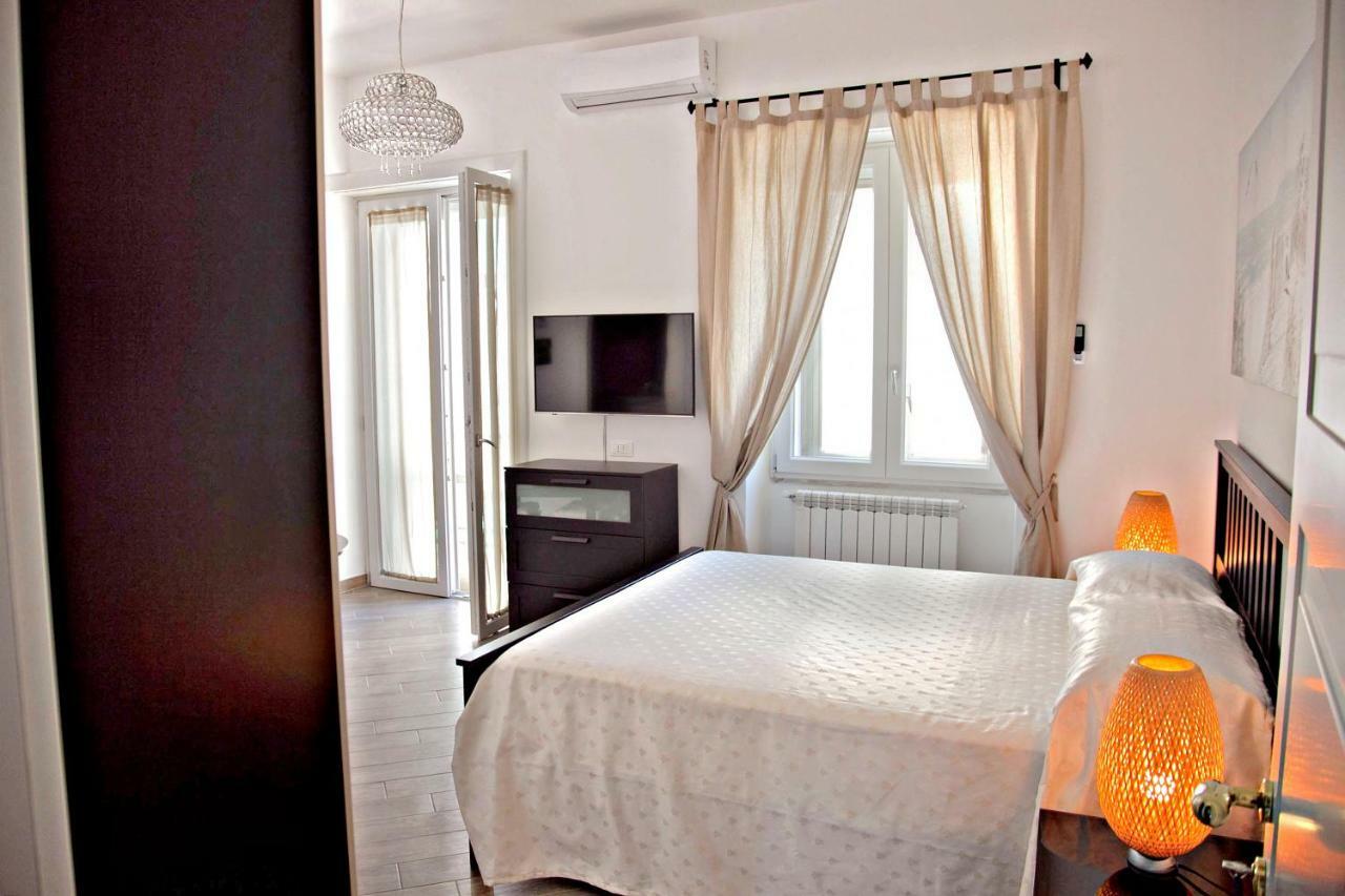 Maison Lumiere Salerno Zewnętrze zdjęcie